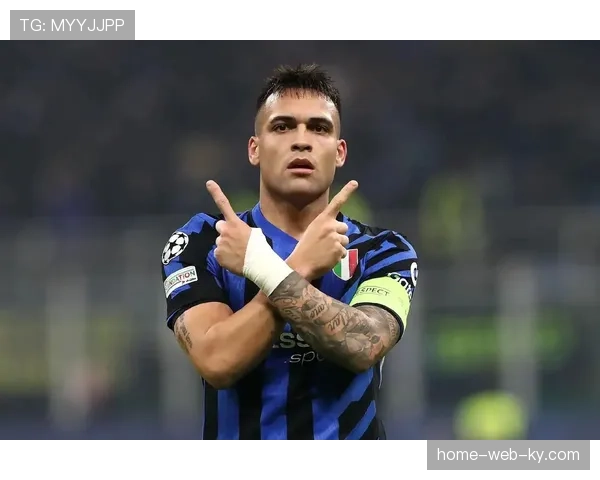 国际米兰客场取胜暂登意甲榜首 劳塔罗进球助力十连胜 国际米兰客场取胜暂登意甲榜首 劳塔罗进球助力十连胜